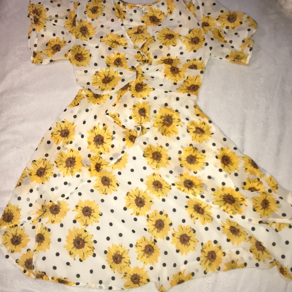 SUNFLOWER 🌻 Live 4 Truth Shirt